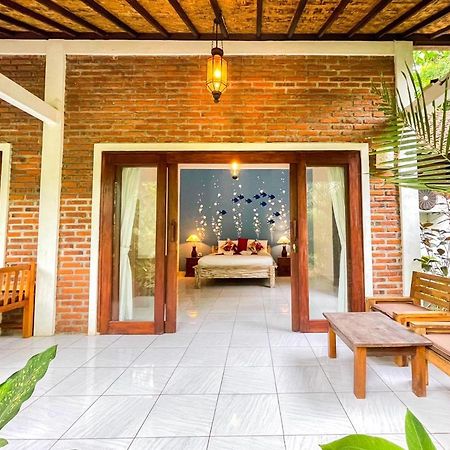 Enak Bungalow Amed  Exterior photo